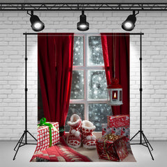 Layoris Red Curtain Window Shoes Christmas Backdrop