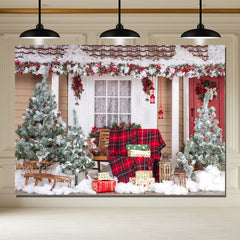 Layoris House Chair Cedar Christmas Backdrop