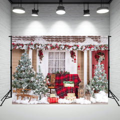 Layoris House Chair Cedar Christmas Backdrop