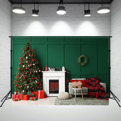 Layoris Green Wall Fireplace Sofa Christmas Backdrop