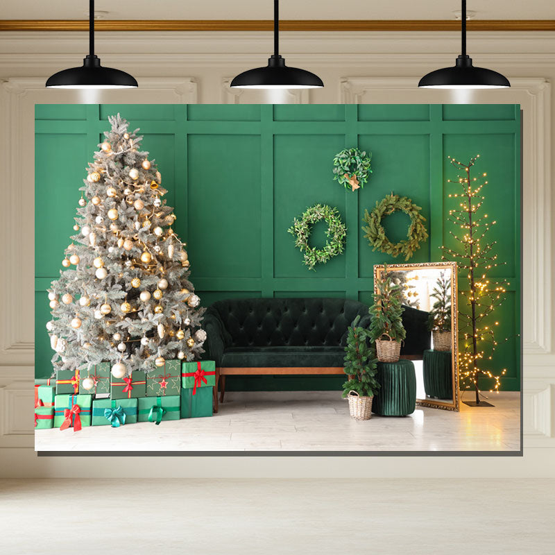 Layoris Green Wall Garland Sofa Christmas Backdrop