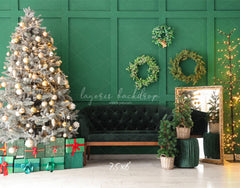 Green Wall Garland Sofa Christmas Backdrop - Layoris