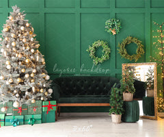 Green Wall Garland Sofa Christmas Backdrop - Layoris