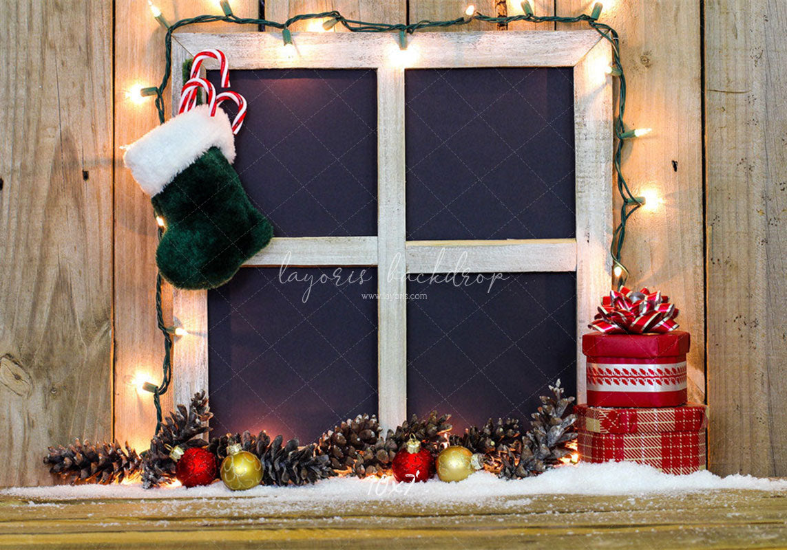 Wooden Window Sock Light String Christmas Backdrop - Layoris