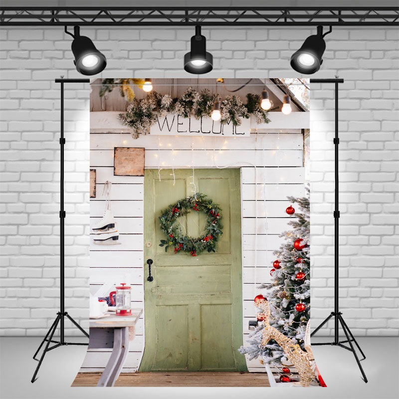 Green Door Wreath Christmas Photo Backdrop - Layoris