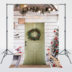 Green Door Wreath Christmas Photo Backdrop - Layoris