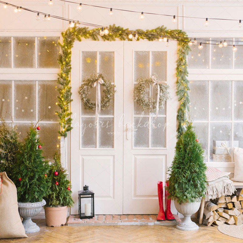 White Door And Window Wreath Christmas Backdrop - Layoris