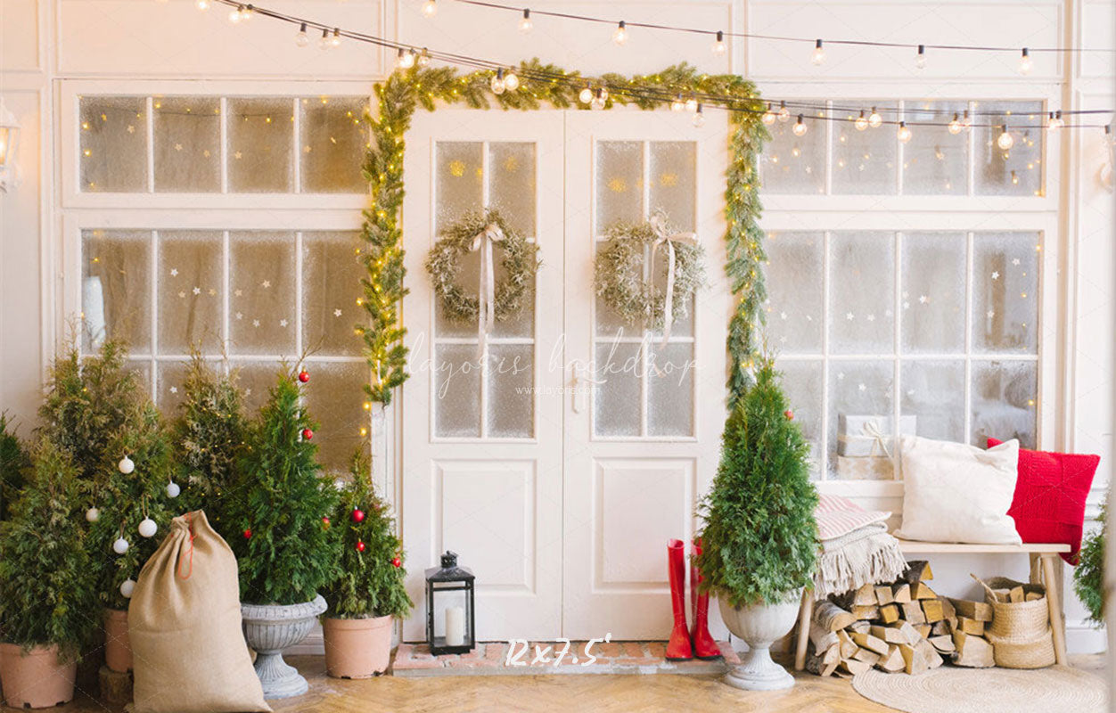 White Door And Window Wreath Christmas Backdrop - Layoris