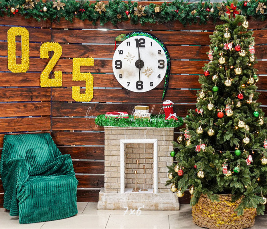 Wooden Christmas Tree 2025 New Year Backdrop - Layoris