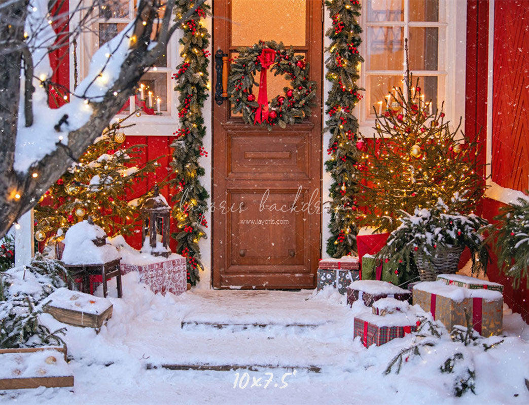 Red House Wooden Door Wreath Christmas Backdrop - Layoris