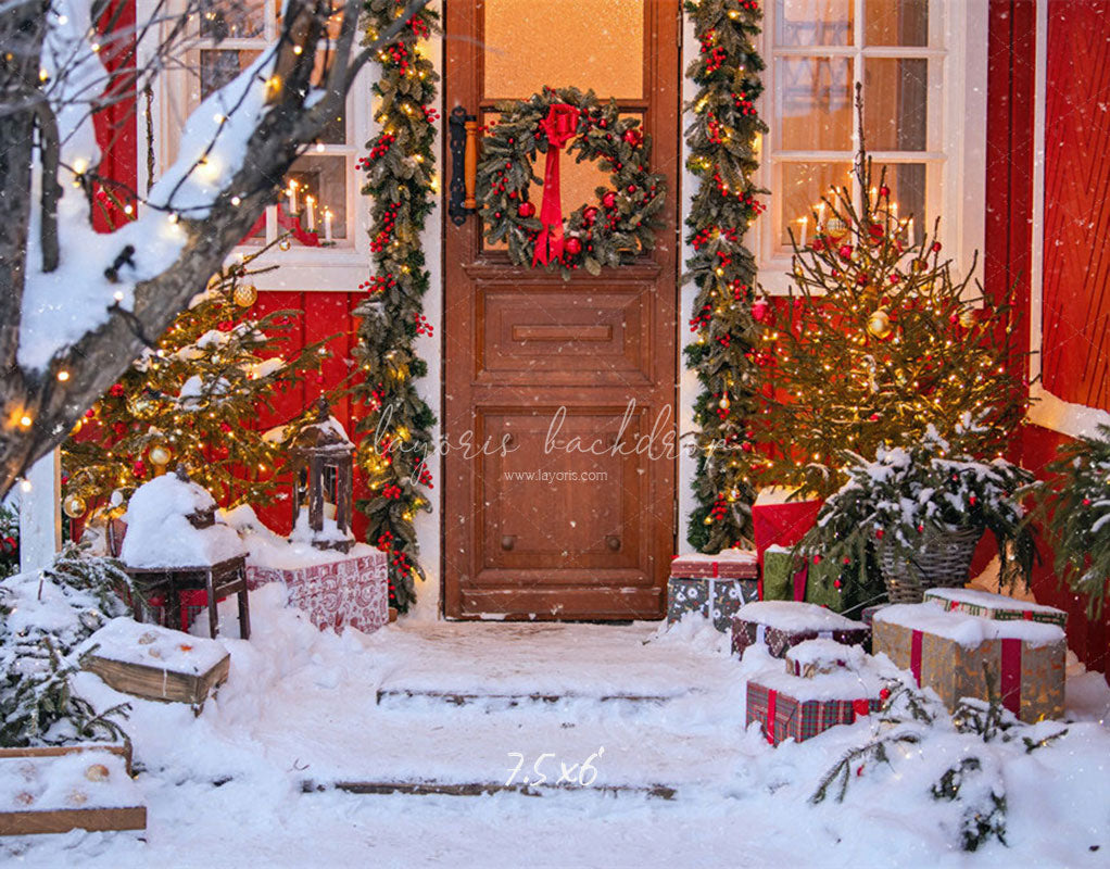 Red House Wooden Door Wreath Christmas Backdrop - Layoris