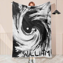 Black And White Custom Name Gossip Blanket - Layoris